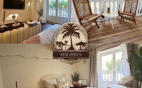 LES MALDIVES, T2, Balcon, Hyper centre Place aux Herbes